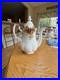 Royal_Albert_Old_Country_Large_Coffee_Pot_10_1_4_Tall_Made_In_England_Mint_01_ny