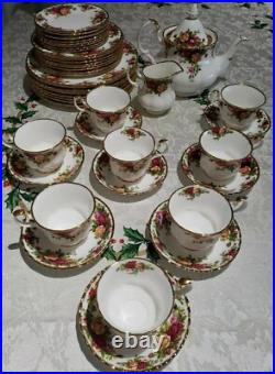 Royal Albert Old Country Rose 8 Place Settings With Tea Set