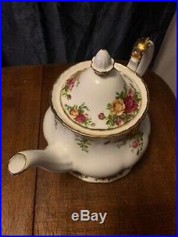 Royal Albert Old Country Rose Large 6 Cup Teapot With Trivet Bone China England