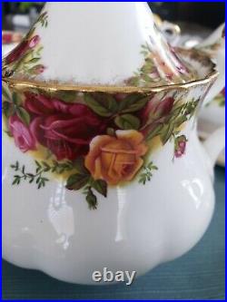 Royal Albert Old Country Rose Tea set
