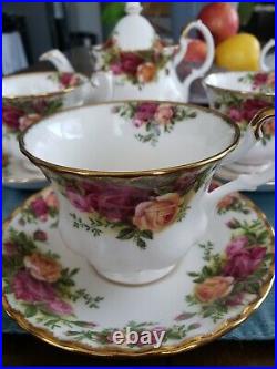 Royal Albert Old Country Rose Tea set (Large teapot)