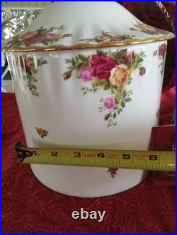 Royal Albert Old Country Rose bone china canister Set