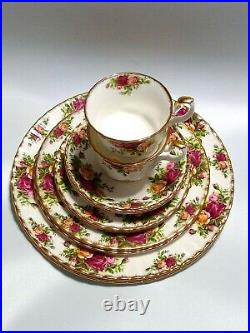 Royal Albert, Old Country Roses 10Pc Bone China Set, 2 Place Settings 1962