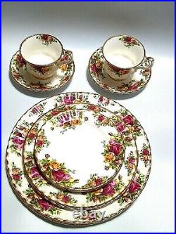 Royal Albert, Old Country Roses 10Pc Bone China Set, 2 Place Settings 1962