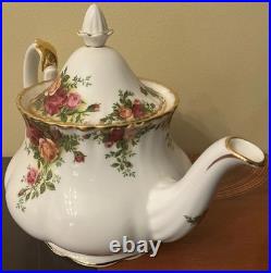 Royal Albert Old Country Roses 10 Teapot RARE CANDLE HOLDER Salt Pepper Creamer