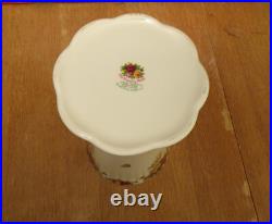 Royal Albert Old Country Roses 10in Bone China Tall VaseStamped 1962England
