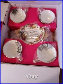Royal Albert Old Country Roses 12-Piece Dinnerware Set New