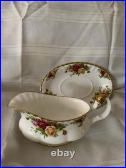 Royal Albert Old Country Roses 12 place setting. Bone China full Dinner Set 1962