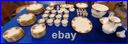 Royal Albert Old Country Roses 12 place setting with serving dishes 94 pcs