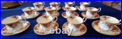 Royal Albert Old Country Roses 12 place setting with serving dishes 94 pcs