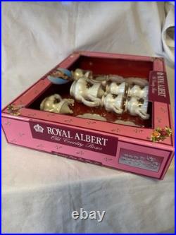 Royal Albert Old Country Roses 17 Piece Child Tea Play Set Plastic 2003 New