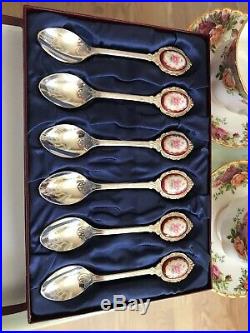 Royal Albert Old Country Roses 18 Piece Set Exc Cond With 6 Spoons