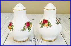 Royal Albert Old Country Roses 1962, 81 piece collection