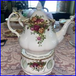 Royal Albert Old Country Roses 1962 Collection China Teapot Warmer England