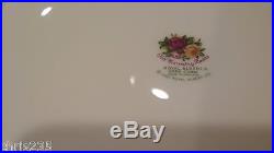 Royal Albert Old Country Roses 1962 England Round Covered Vegetable Dish