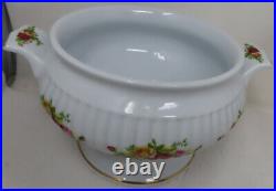 Royal Albert Old Country Roses 1962 England Soup Tureen & Lid