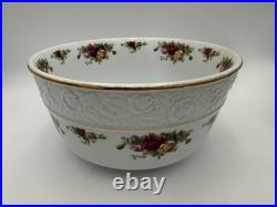 Royal Albert Old Country Roses 1962 Large Sculpted Salad Bowl C38