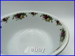 Royal Albert Old Country Roses 1962 Large Sculpted Salad Bowl C38