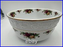 Royal Albert Old Country Roses 1962 Large Sculpted Salad Bowl C38