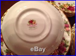 Royal Albert Old Country Roses 1962 Made in England 51pc