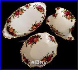 Royal Albert Old Country Roses 1962 Made in England 92 p