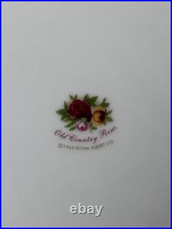 Royal Albert Old Country Roses 1962 Sculpted Salad Serving Bowl 10.5x5