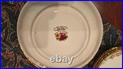 Royal Albert Old Country Roses 1962 Vintage England Bone China 73 Pieces