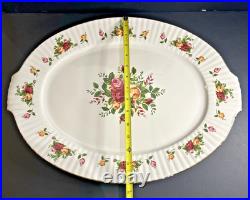 Royal Albert Old Country Roses 19 Oval Serving Platter Fluted Handled Nib