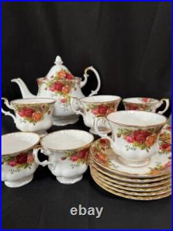 Royal Albert Old Country Roses 19 Piece Tea Set Made in England Royal Albert Old Country Roses 19 Piece Tea Set Made in England