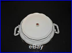Royal Albert Old Country Roses (1) 9 Inch Round Covered Veg. Bowl with Lid