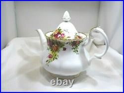 Royal Albert Old Country Roses 1st England c1962-1973 Bone China Teapot