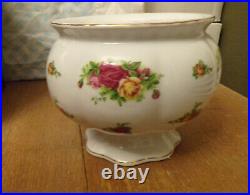 Royal Albert Old Country Roses @2004 English Bone 2-pc Arrangement Vase #288316