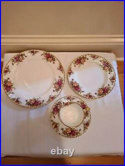 Royal Albert Old Country Roses 20Pc Set, Service for 4 Brand New / Never Used