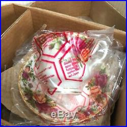 Royal Albert Old Country Roses 20 Piece Dinnerware Set of 4 NEW in Box Plates