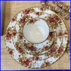 Royal Albert Old Country Roses 20 Piece Place Setting Bone China England