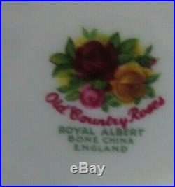 Royal Albert Old Country Roses 21 Piece Tea Set, 1962-1973 Stamp, Vgc