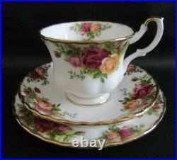 Royal Albert Old Country Roses 21 Piece Tea Set 1st Quality 1962/73 Vgc