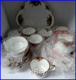 Royal Albert Old Country Roses 21 Piece Tea Set original 1962 1st Quality Boxed