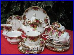 Royal Albert'Old Country Roses 22 Piece Tea Service 1st Quality