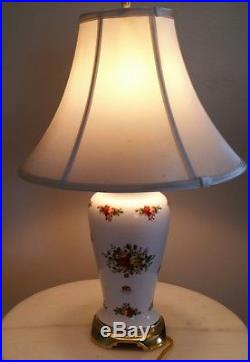 Royal Albert Old Country Roses 23 Electric Lamp with Original Shade Beautiful