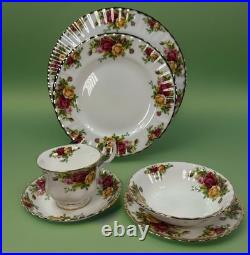 Royal Albert Old Country Roses 24 Piece Dinnerware Set New Open Box