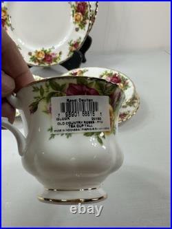 Royal Albert Old Country Roses 24 Piece Dinnerware Set New Open Box