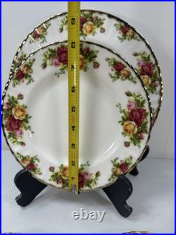 Royal Albert Old Country Roses 24 Piece Dinnerware Set New Open Box