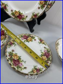 Royal Albert Old Country Roses 24 Piece Dinnerware Set New Open Box
