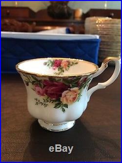Royal Albert Old Country Roses 25 5pps + 11 additional pieces