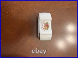 Royal Albert Old Country Roses 30 Piece Set New Never Used Royal Albert Old Country Roses 30 Piece Set New Never Used