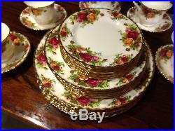Royal Albert Old Country Roses 30 pc. Set 5 pc Place Settings service for 6 NEW