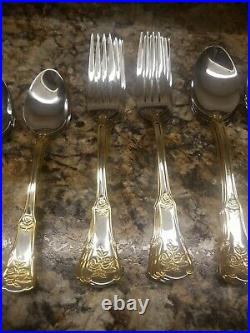 Royal Albert Old Country Roses 32 Pieces Silver Gold Flatware
