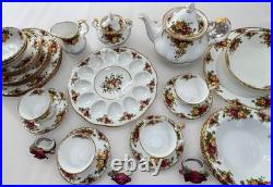 Royal Albert Old Country Roses 38 Pc Dinner Tea Set 1962 England Bone China VTG