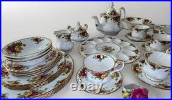 Royal Albert Old Country Roses 38 Pc Dinner Tea Set 1962 England Bone China VTG